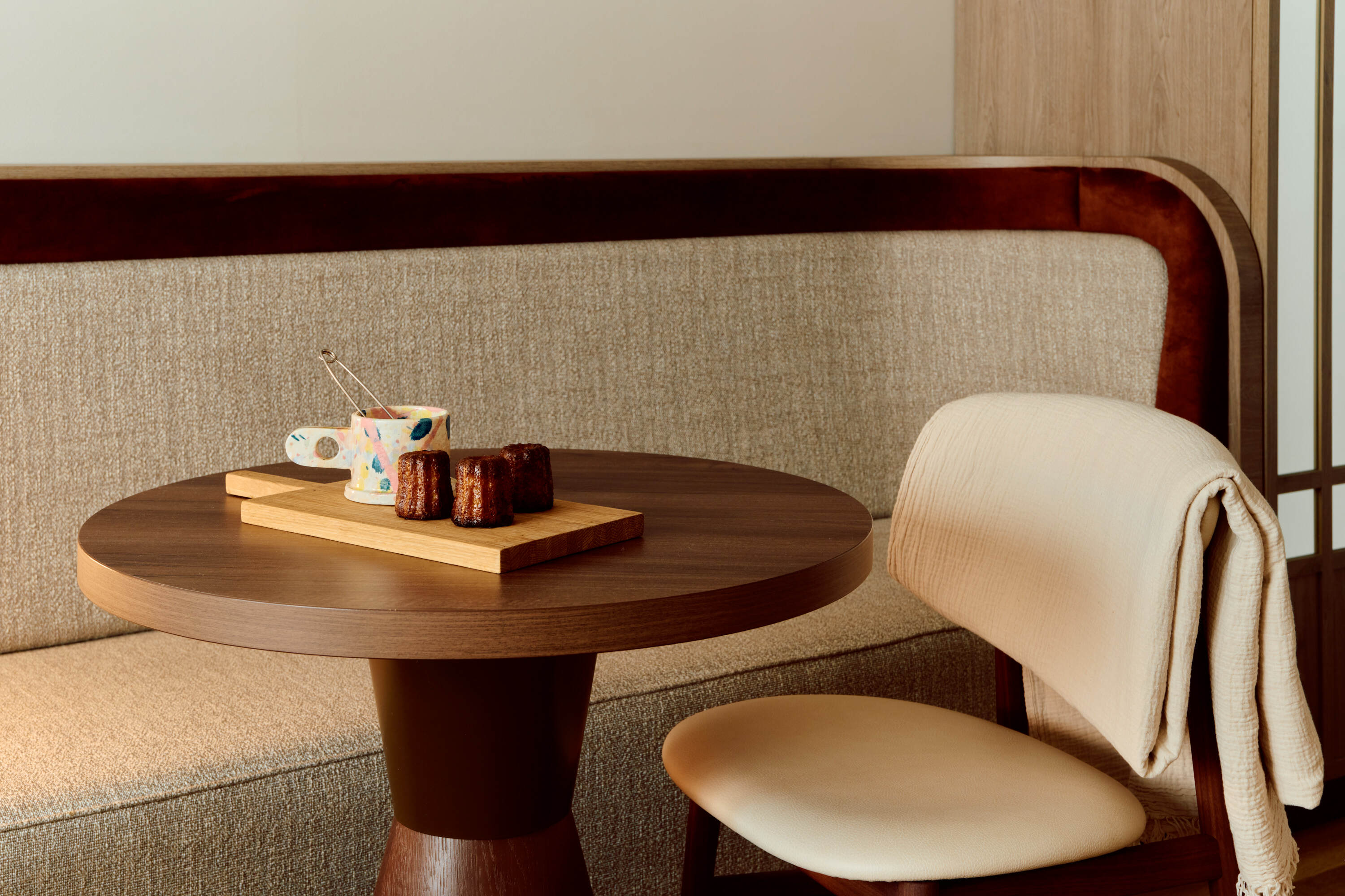 2 Att Kvadraturen Room 13112 AV